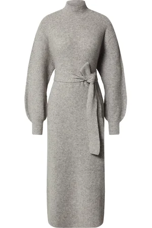 EDITED the label Vestido 