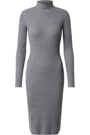 EDITED the label Vestido 