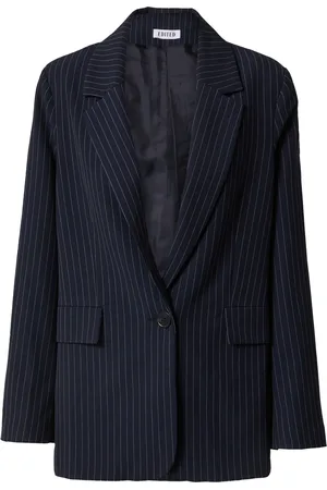 EDITED the label Blazer 