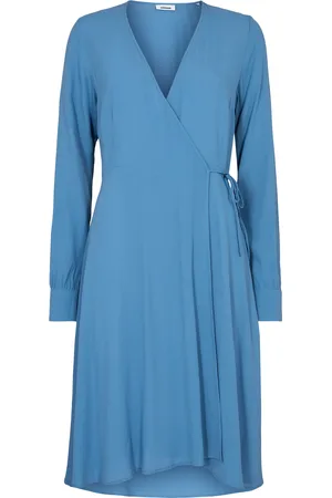 minimum Vestido