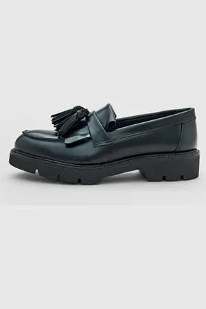 EDITED the label Zapatillas 