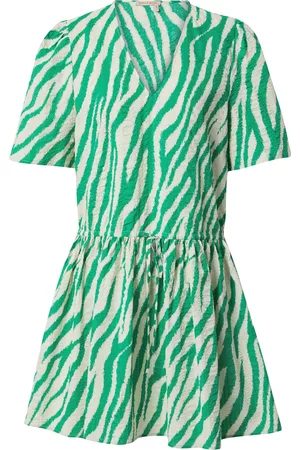 Stella Nova Vestido 'LUJA MY