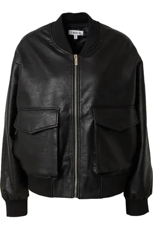 EDITED the label Chaqueta de entretiempo 