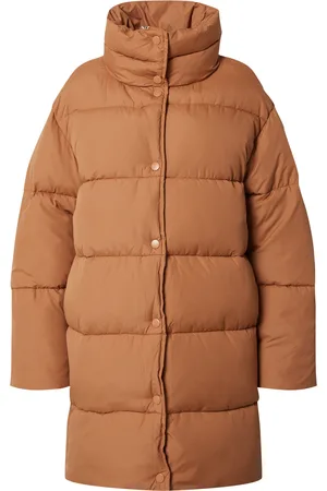 EDITED the label Abrigo de invierno 