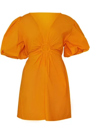 Chi Chi London Vestido