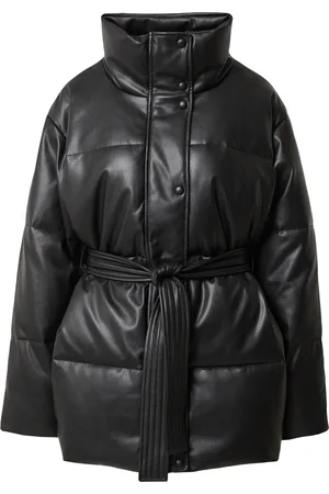 EDITED the label Chaqueta de invierno 