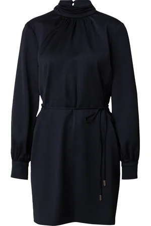 River Island Vestido
