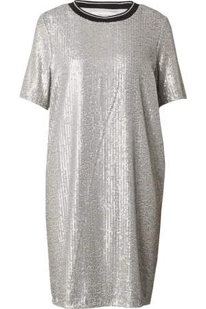 Comma, Vestido