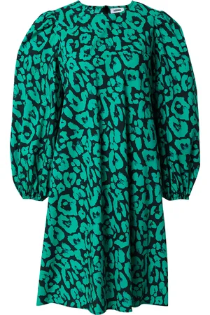 minimum Vestido
