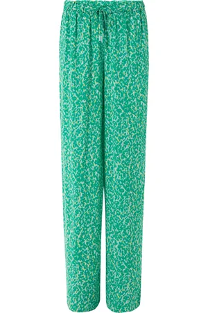 Comma, Pantalón