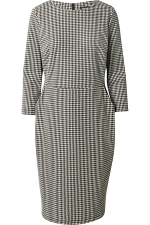 More & More Vestido