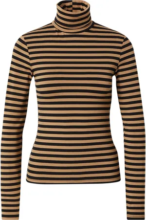 EDITED the label Camiseta 