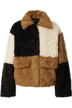 EDITED the label Chaqueta de entretiempo 