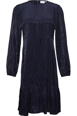 Comma, Vestido