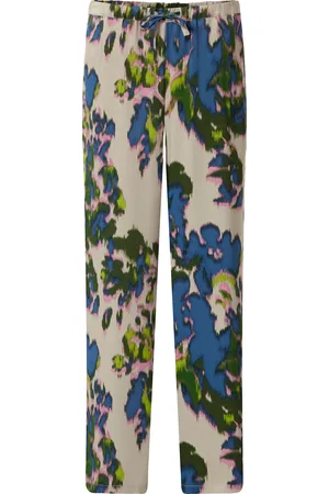 Comma, Pantalón