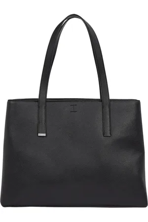 Calvin Klein Shopper