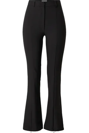 EDITED the label Pantalón 