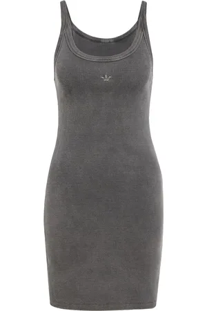 adidas Vestido