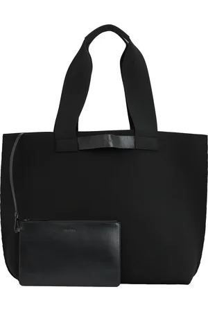 Calvin Klein Shopper 