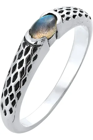 Kuzzoi Anillo