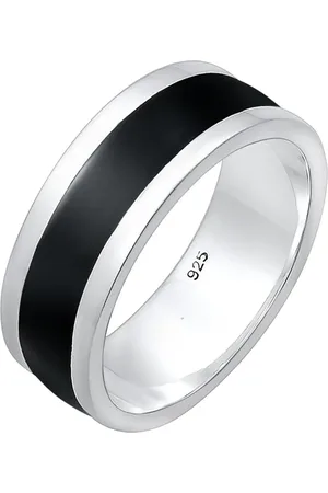Kuzzoi Anillo