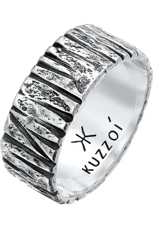 Kuzzoi Anillo
