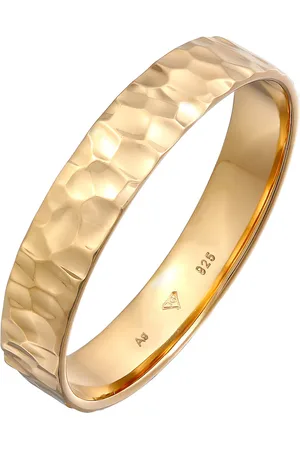 Kuzzoi Anillo