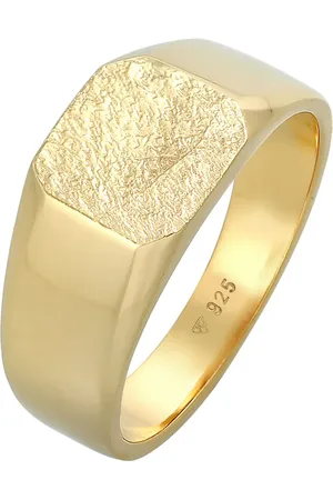 Kuzzoi Anillo