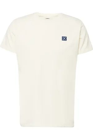 Clean Cut Camiseta