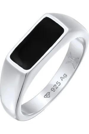 Kuzzoi Anillo