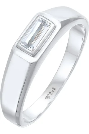 Kuzzoi Anillo