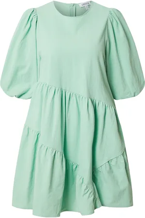 EDITED the label Vestido 