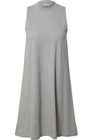 EDITED the label Vestido 