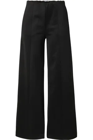 EDITED the label Pantalón 