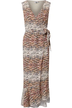 Chi Chi London Vestido