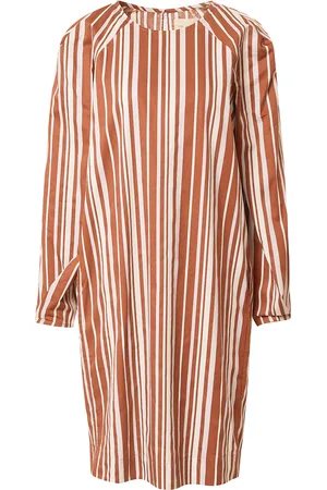 Esmé Studios Vestido 