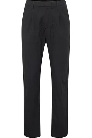 NN.07 Pantalón plisado 
