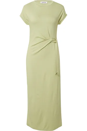 EDITED the label Vestido 