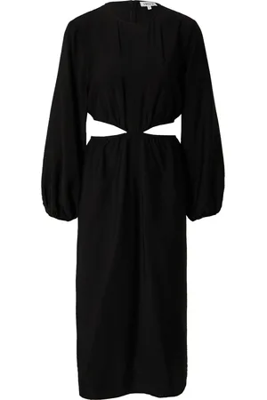 EDITED the label Vestido 