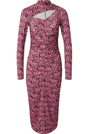 EDITED the label Vestido 