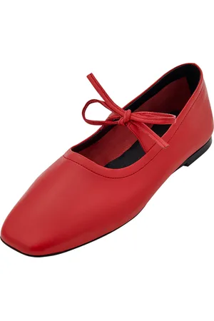 EDITED the label Bailarina 