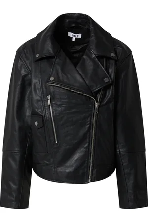 EDITED the label Chaqueta de entretiempo 