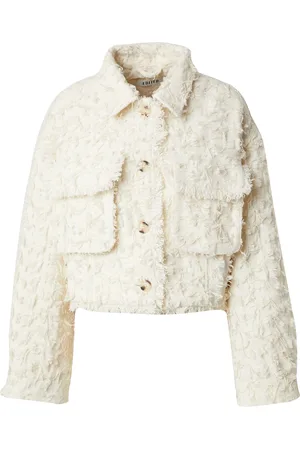 EDITED the label Chaqueta de entretiempo 