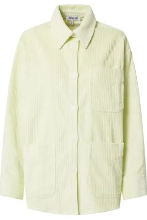 EDITED the label Chaqueta de entretiempo 
