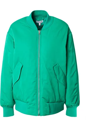 EDITED the label Chaqueta de entretiempo 