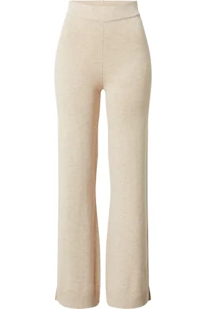 EDITED the label Pantalón 