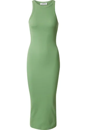 EDITED the label Vestido 