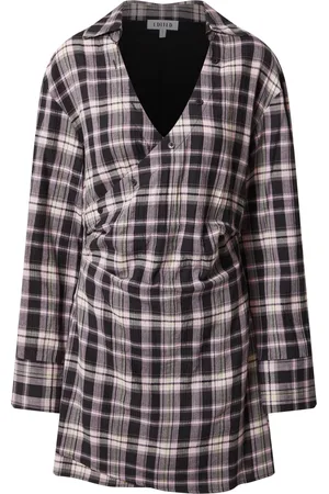 EDITED the label Vestido 