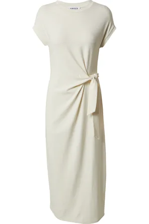 EDITED the label Vestido 