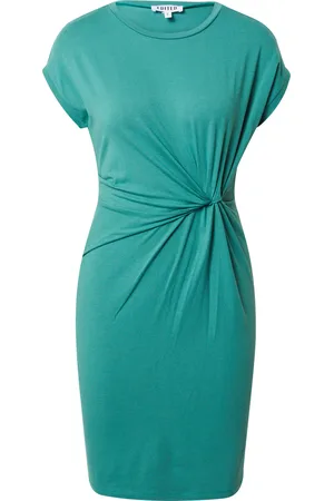 EDITED the label Vestido 
